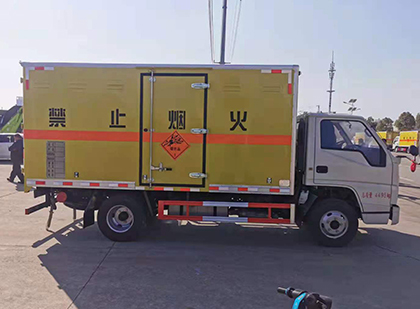 麟游爆破器材运输车